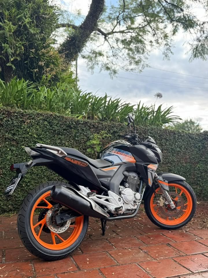 HONDA/CB250F TWISTER ABS ANO 2021 - Imagem 4