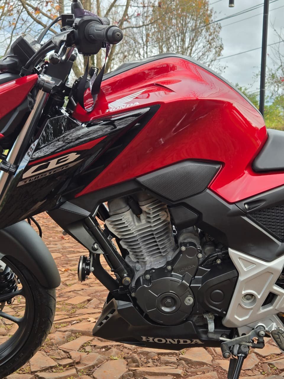 HONDA/CB300F TWISTER CBS ANO 2025 - Imagem 12