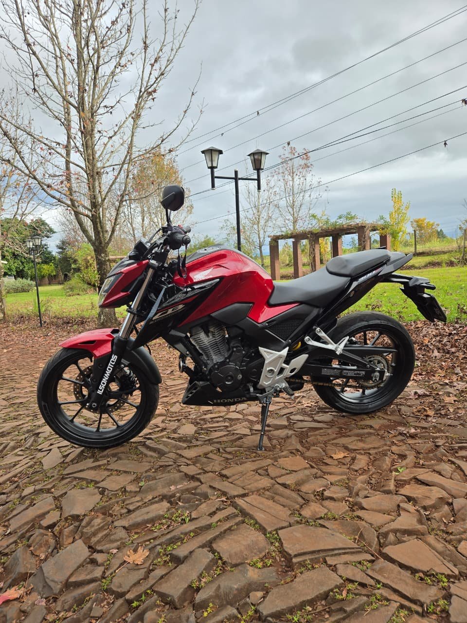 HONDA/CB300F TWISTER CBS ANO 2025 - Imagem 5