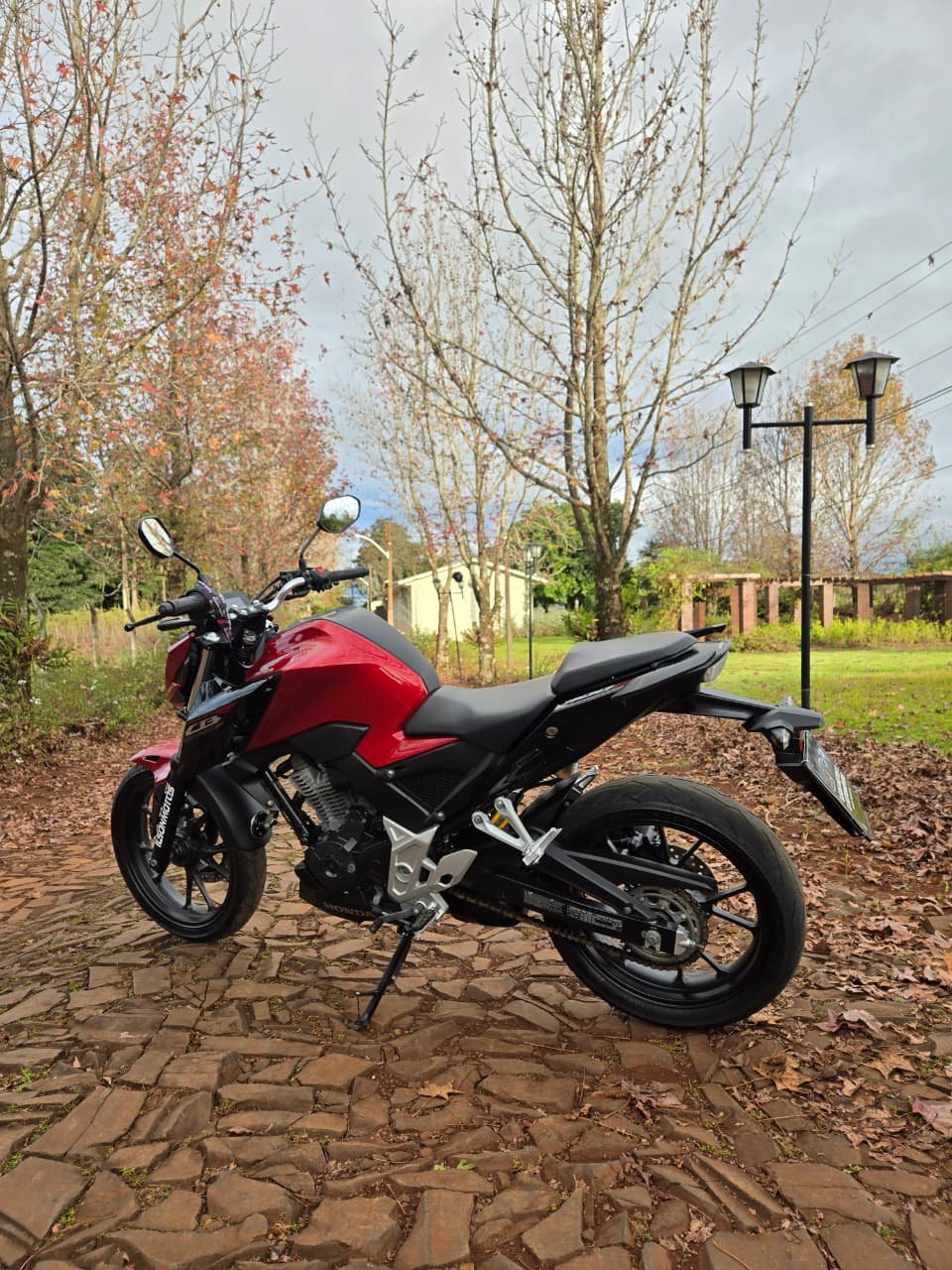 HONDA/CB300F TWISTER CBS ANO 2025 - Imagem 7