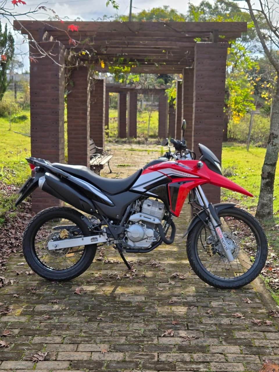 HONDA/XRE 300 ANO 2015 - Imagem 3