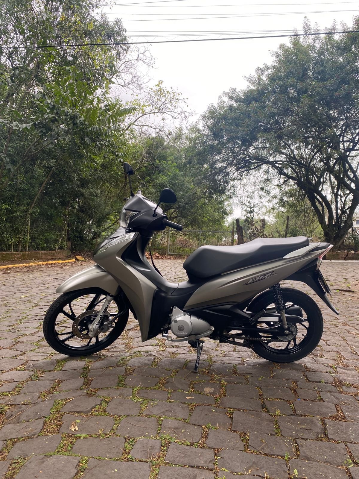 HONDA/BIZ 125 ANO 2023 - Imagem 5