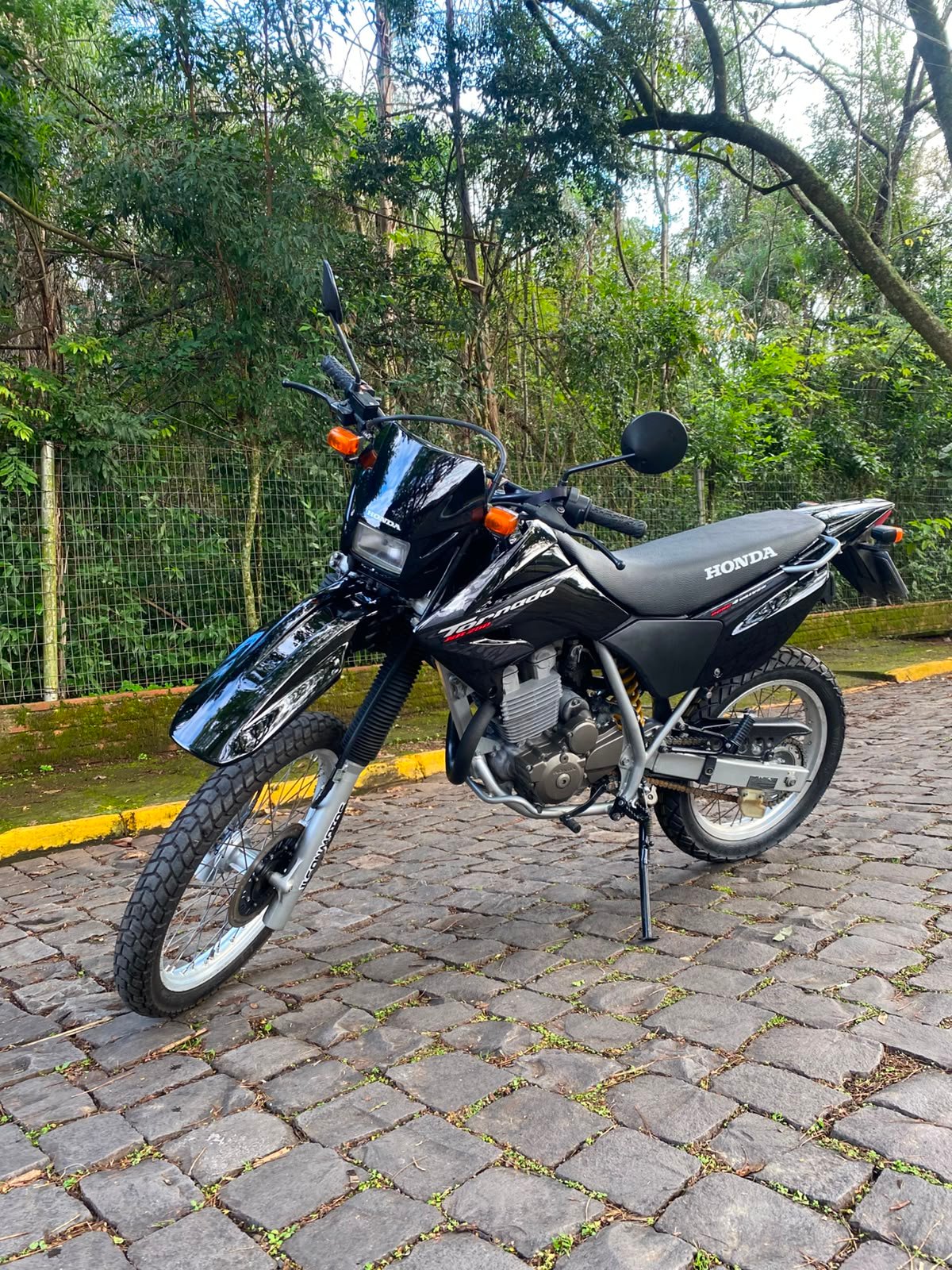 HONDA/XR 250 TORNADO ANO 2007 - Imagem 4