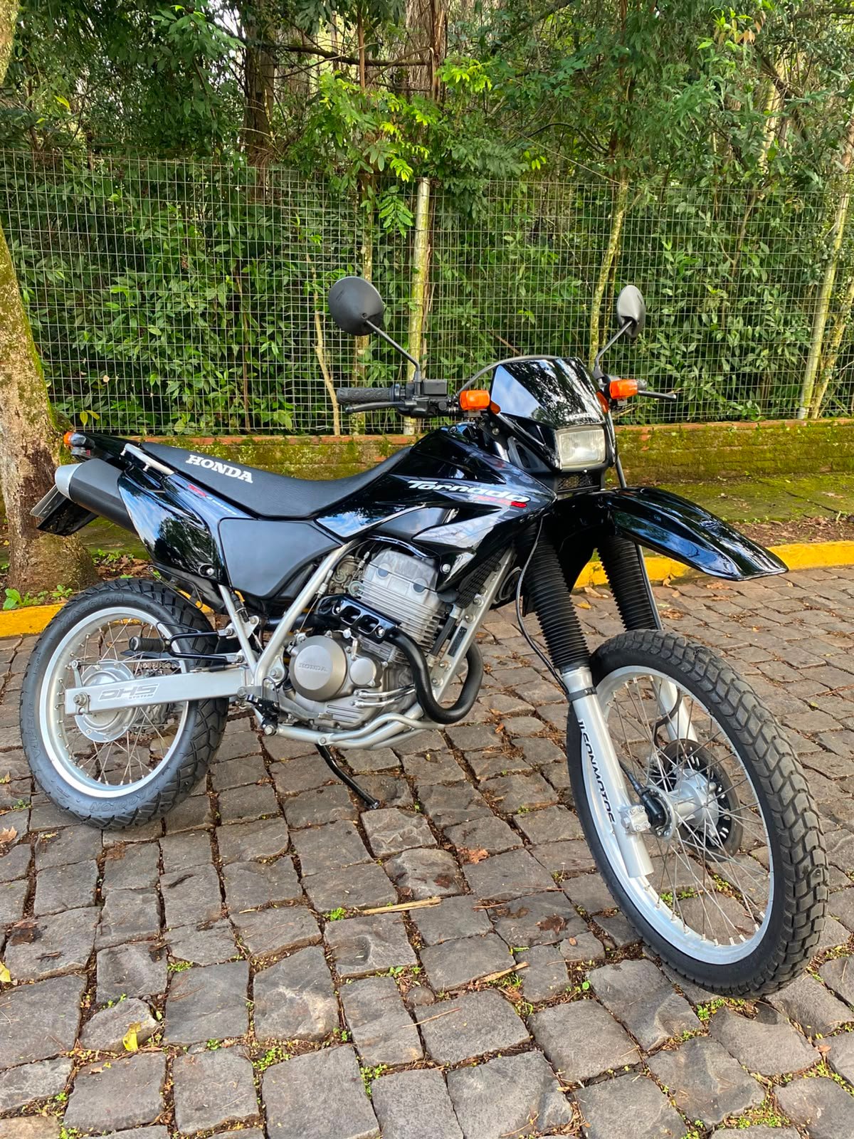 HONDA/XR 250 TORNADO ANO 2007 - Imagem 2